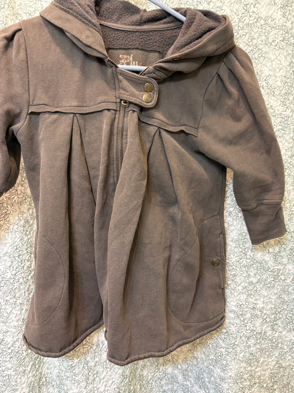 Women’s small Plush and Lush short sleeve sweatshirt jacket